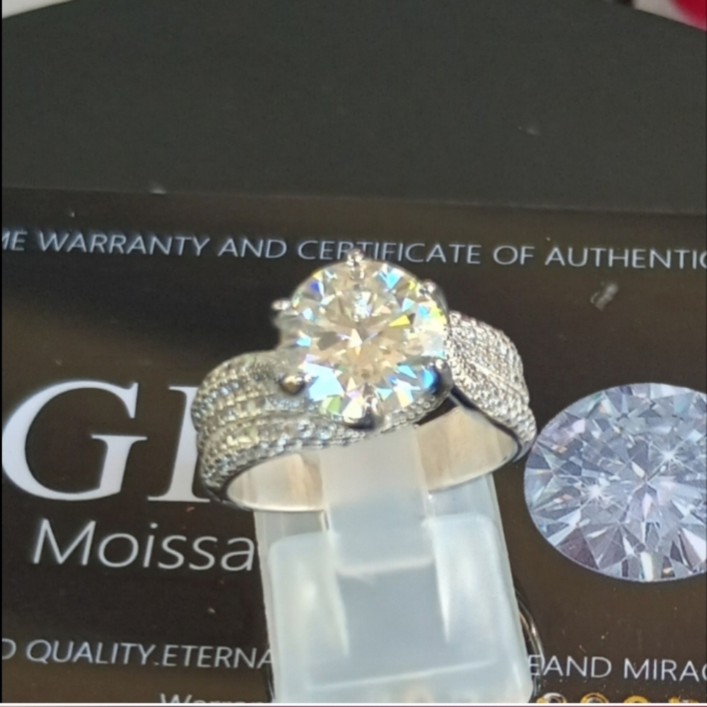 3ct. Moissanite Diamond Ring
